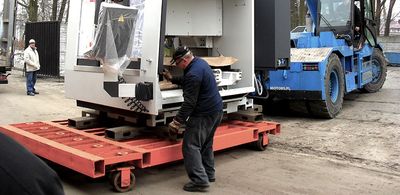 Machine transport platform